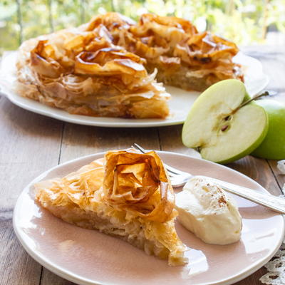 Croustade: Classic French Apple Pie