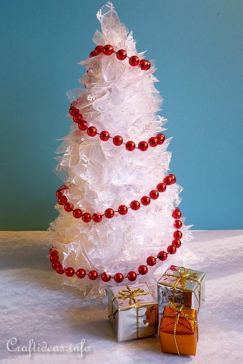 Styrofoam Christmas tree - Rialma Party Ideas