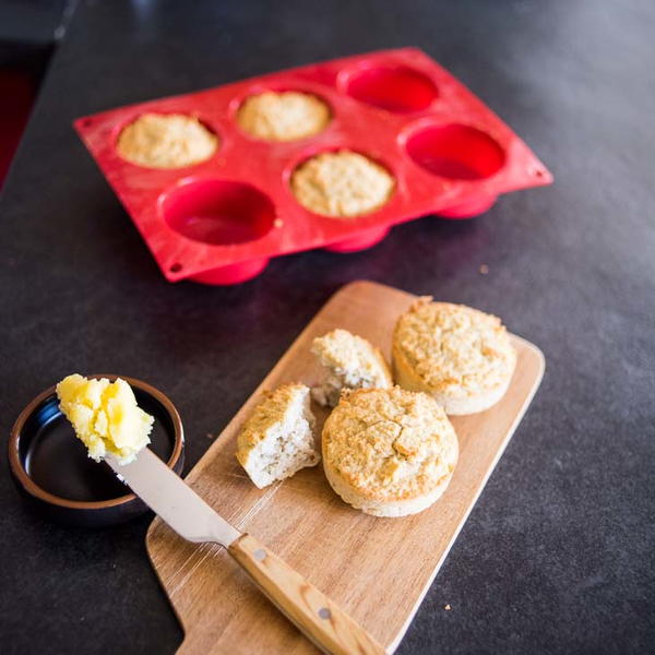 Keto “Cornbread” Muffins Recipe