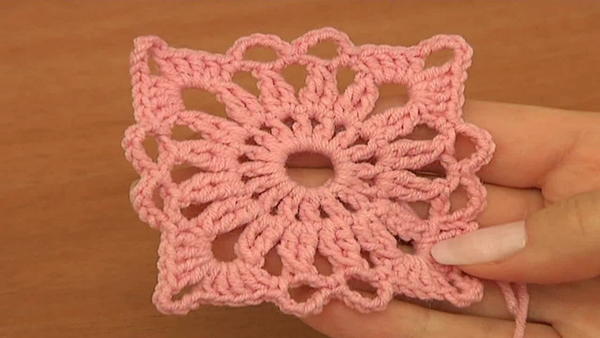 Crochet Motifs and Invisible Method of Motif Joining Tutorial