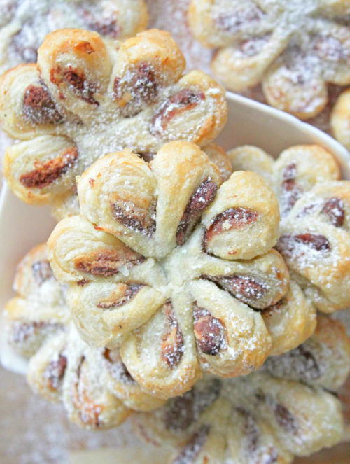 Nutella Puff Pastry Flowers