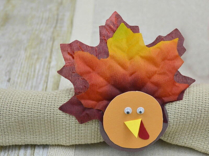 Thanksgiving DIY Napkin Rings | FaveCrafts.com