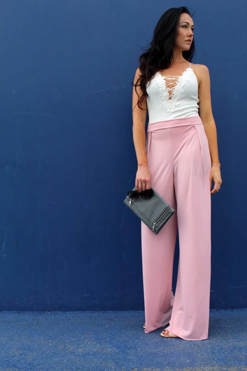 Simple DIY Wide Leg Palazzo Pants From Scratch | AllFreeSewing.com