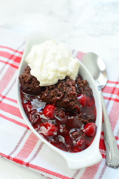 Slow Cooker Chocolate Cherry Cake Recipe