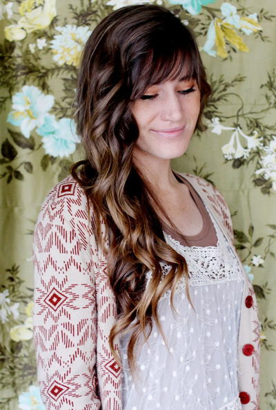 5 Minute Beachy Waves Hair Tutorial