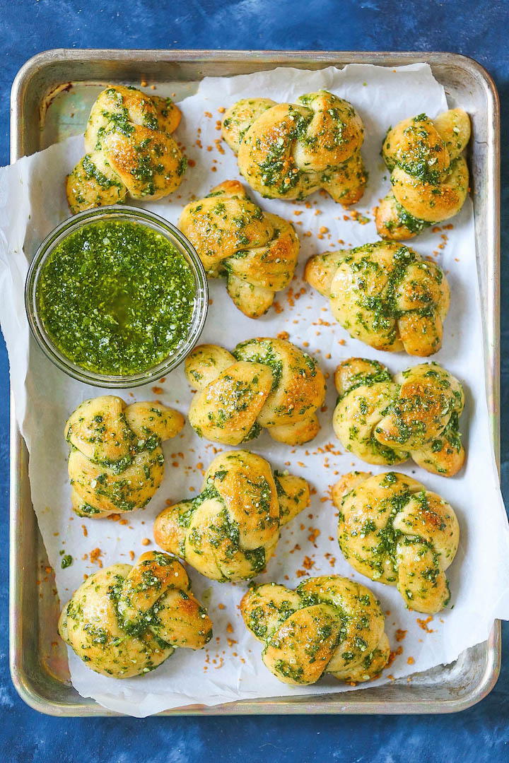 Perfect Pesto Garlic Knots