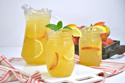 Skinny Peach Lemonade