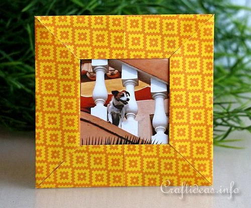 Easy Origami Picture Frame Craft | AllFreeKidsCrafts.com