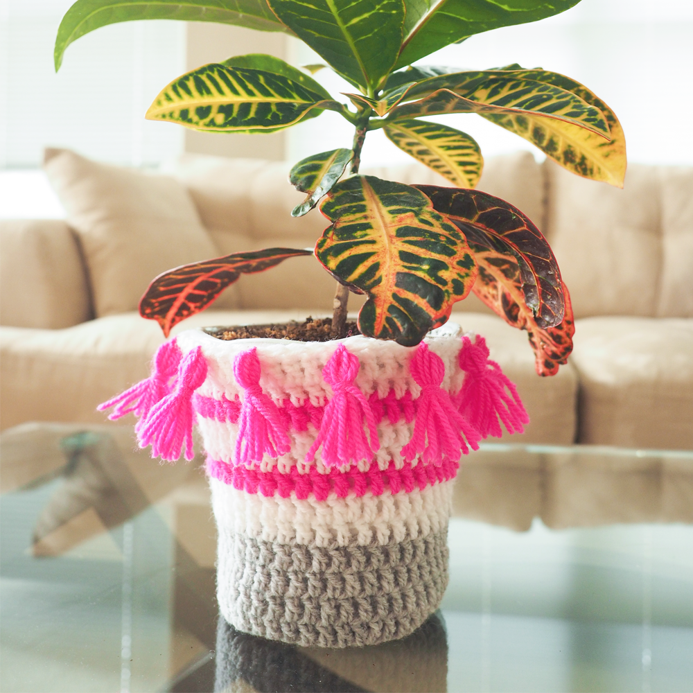 Plant Pot Covers Crochet Pattern FaveCrafts com Plant Pot Covers Crochet Pattern FaveCrafts com
