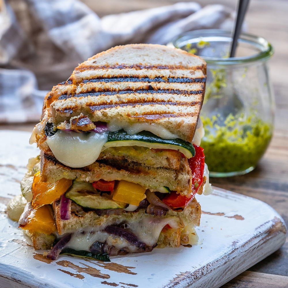 Grilled Cheese Sandwich | RecipeLion.com