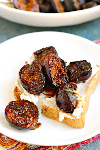 Caramelized Figs with Balsamic Vinegar