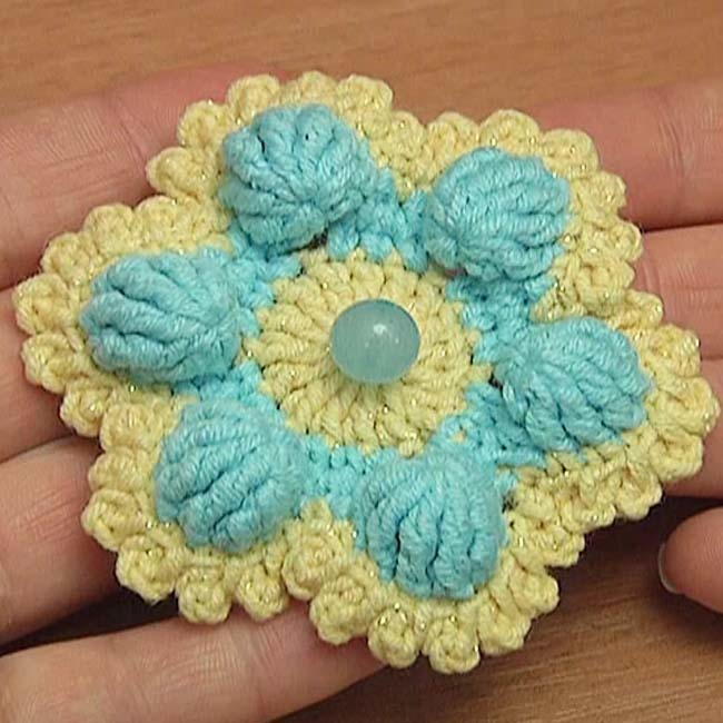 How to Crochet 6-Petal Flower | AllFreeCrochet.com