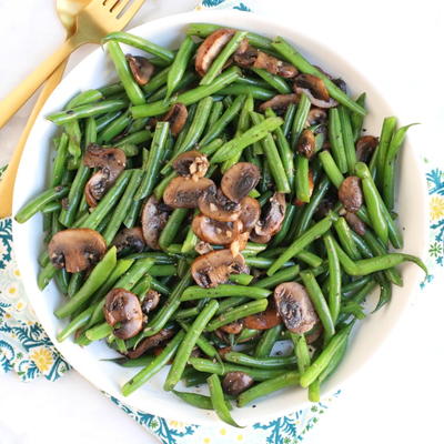 Sauteed Fresh Green Beans with Mushrooms
