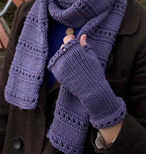 Beginner Montgomery Fingerless Mitts