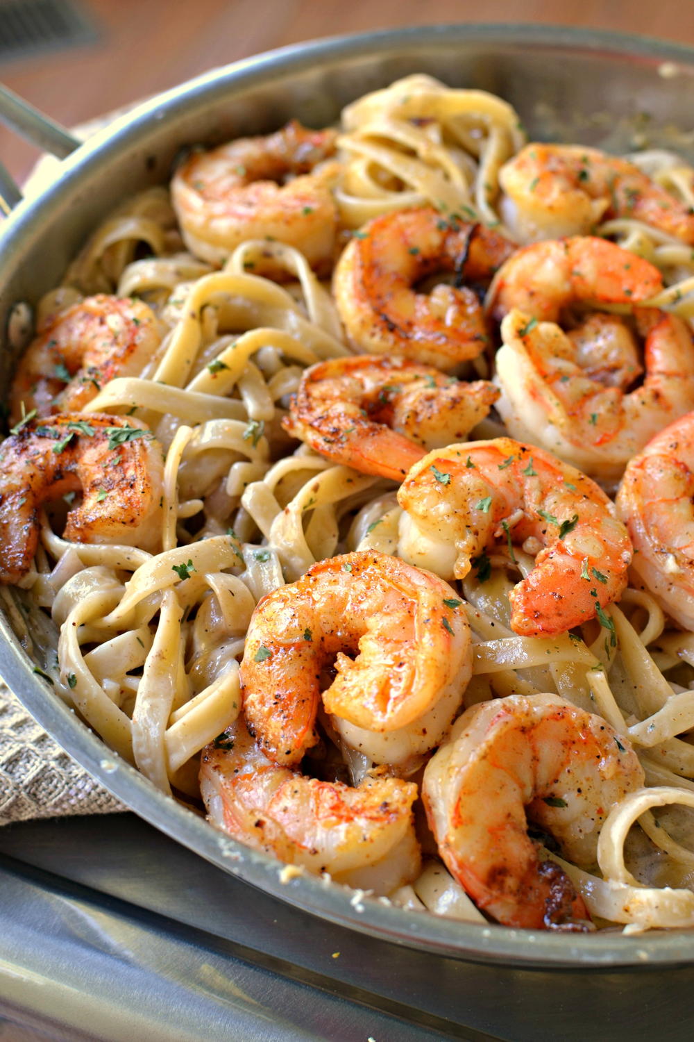 Cajun Shrimp Pasta | FaveSouthernRecipes.com