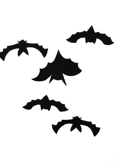 Hanging bats Halloween decorations