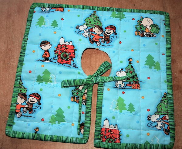 Peanuts Christmas Tree Skirt