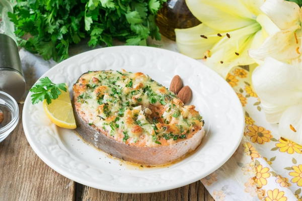 Baked Salmon with Cheese and Almonds