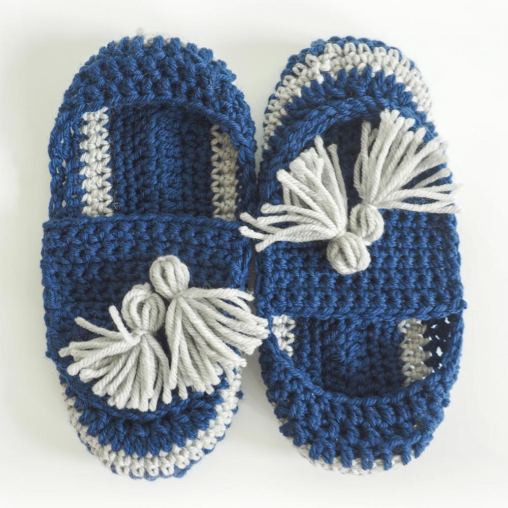 Tassel Slip-on Slippers Crochet Pattern | AllFreeCrochet.com