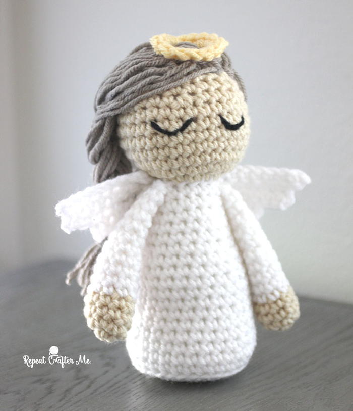 Divine Crochet Angel (Free Pattern) | AllFreeCrochet.com