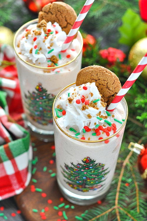 Frosted Gingerbread Cookie Protein Smoothie