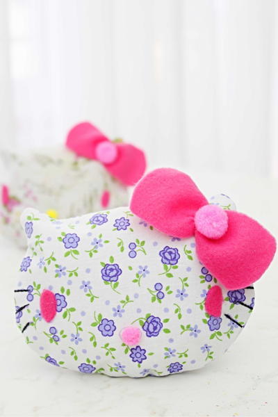 Hello Kitty Coin Purse Sewing Pattern