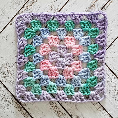 How To Crochet A Classic Granny Square - Truly Crochet