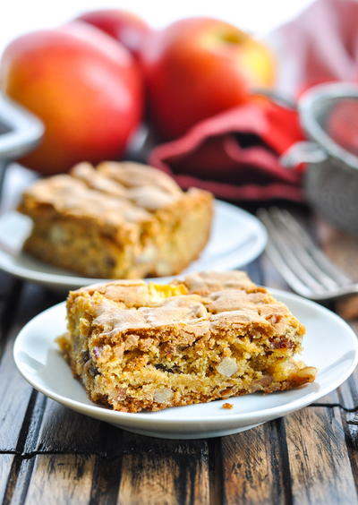 Shortcut Apple Pecan Date Bars