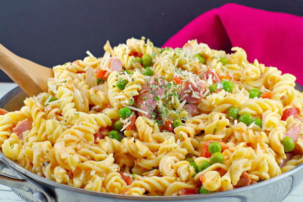 Healthy Leftover Ham Pasta