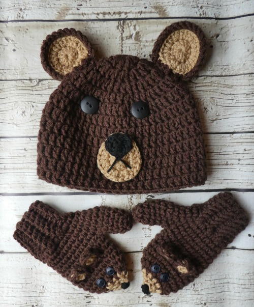 Cute as a Bear Hat  Mitten Set