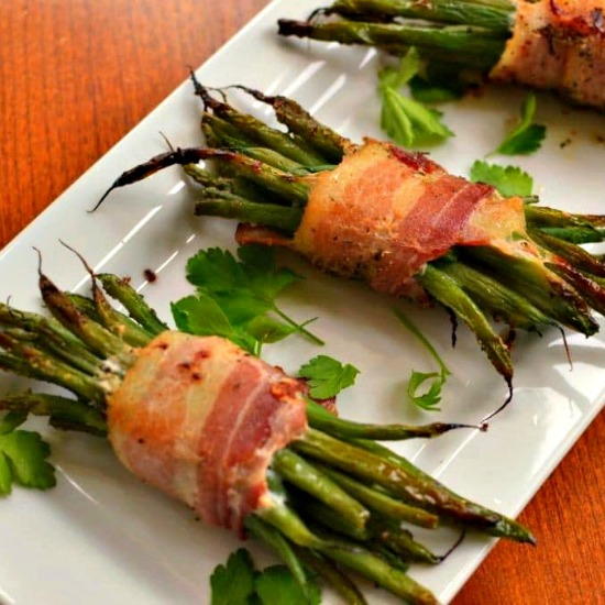 Green Bean Bundles | FaveSouthernRecipes.com