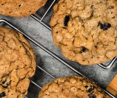 Healthy Carrot-Oatmeal-Raisin Cookies Recipe