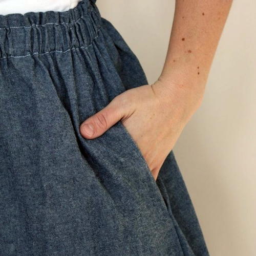 How to Add Pockets to a Skirt