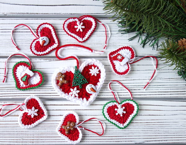 Crochet Christmas Hearts   