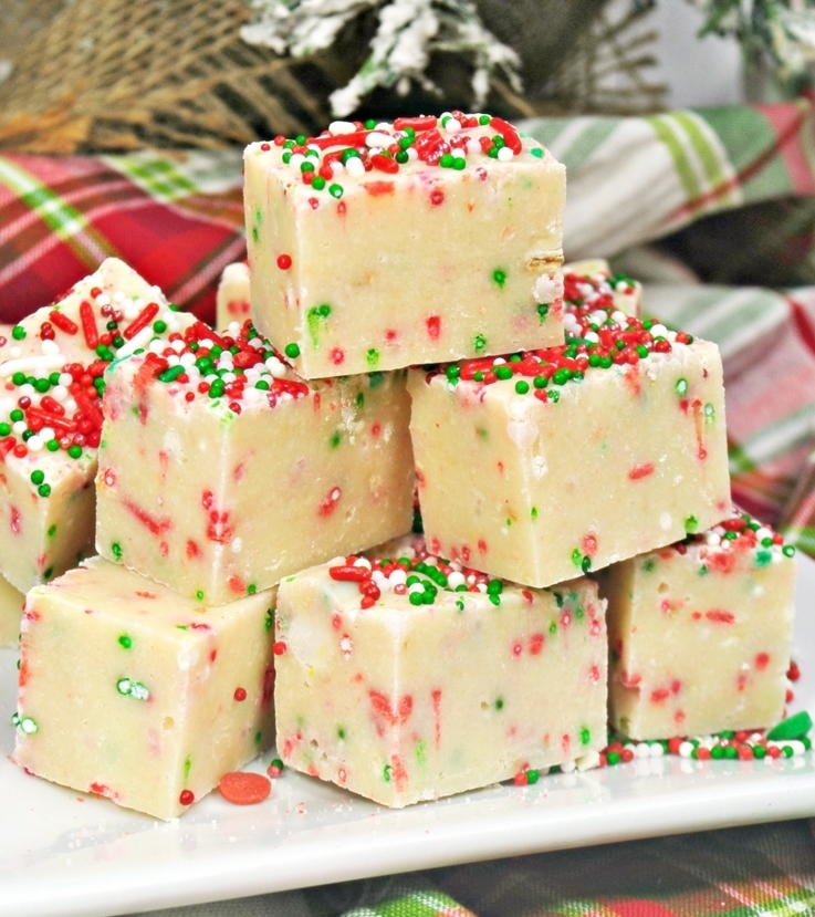 Sugar Cookie Christmas Fudge TheBestDessertRecipes com Sugar Cookie Christmas Fudge TheBestDessertRecipes com