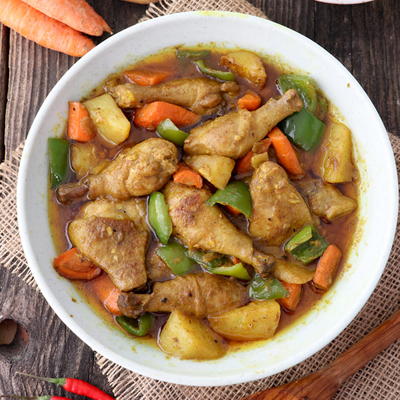 Filipino Style Chicken Curry with Coconut Milk