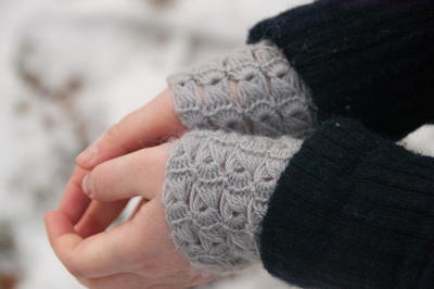 Crochet Delicatus Wrist-Warmers
