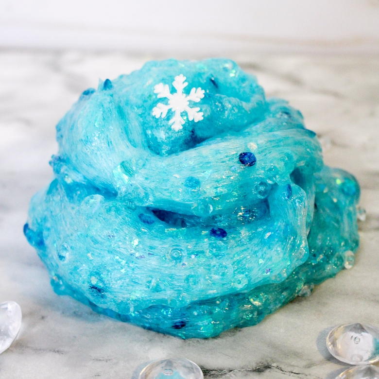 DIY Frozen-Inspired Slime | DIYIdeaCenter.com