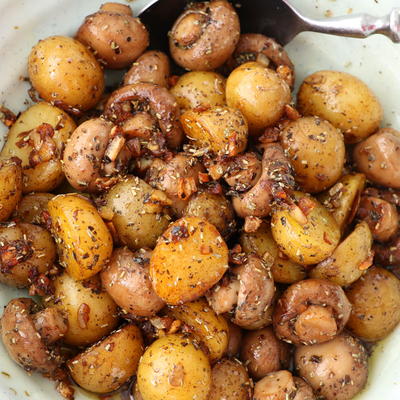 Pan Roasted Garlic Mushroom and Baby Potatoes