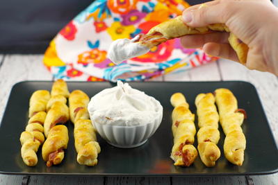 French Toast Pigtails: Pigs in a Blanket for Breakfast!