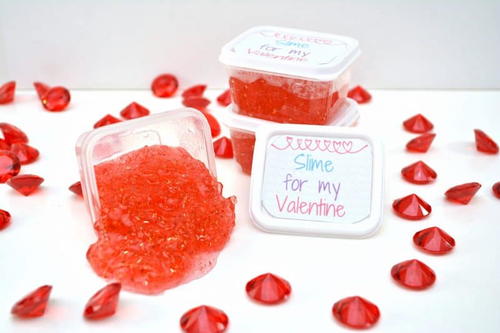 DIY Valentine Slime + Free Printable Gift Tags