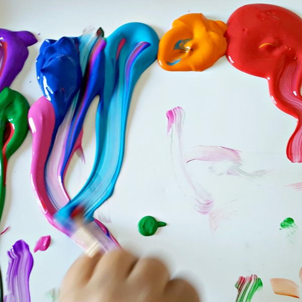 Mixing Paint Colors Preschool Art and Science | AllFreeKidsCrafts.com