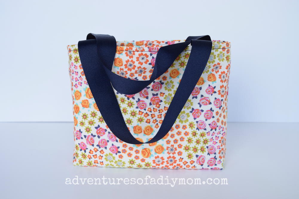 Small DIY Tote Bag with Lining | AllFreeSewing.com