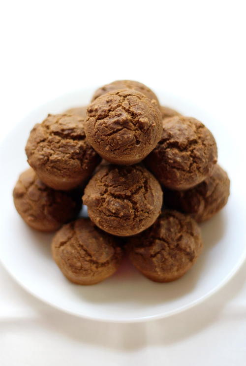 Mini Gluten-Free Gingerbread Muffin Bites (Vegan, Allergy-Free)