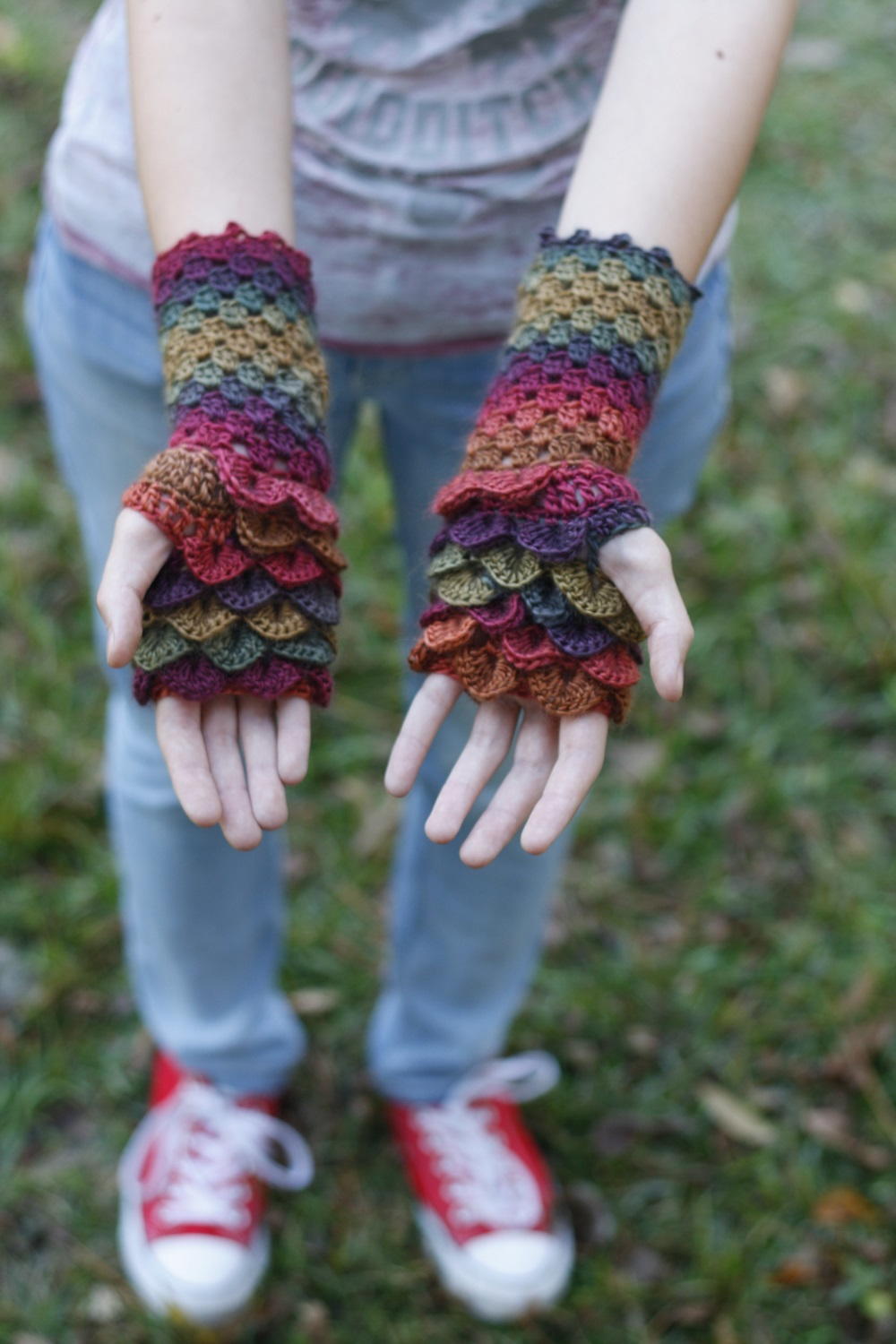 Dragon Scale Fingerless Gloves | AllFreeCrochet.com