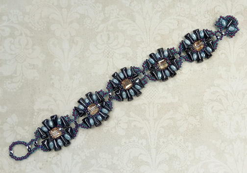 Surround Bracelet Pattern 