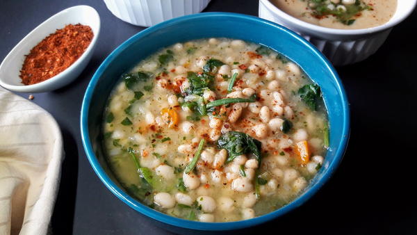 Creamy White Bean and Spinach Soup