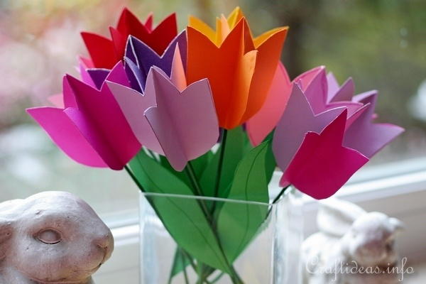 Paper Tulips Bouquet | AllFreeHolidayCrafts.com