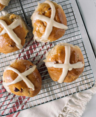 Hot Cross Buns Recipe with Glaze