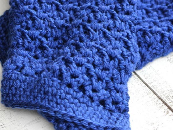 Crochet V-Stitch Lapghan